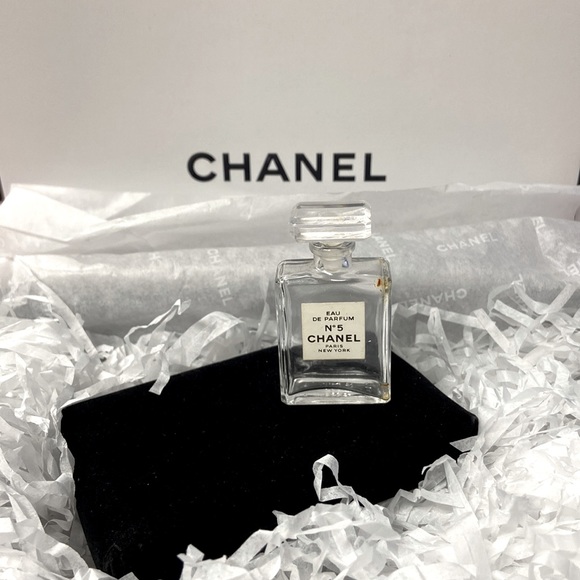 CHANEL Other - CHANEL NO. 5 Mini Bottle